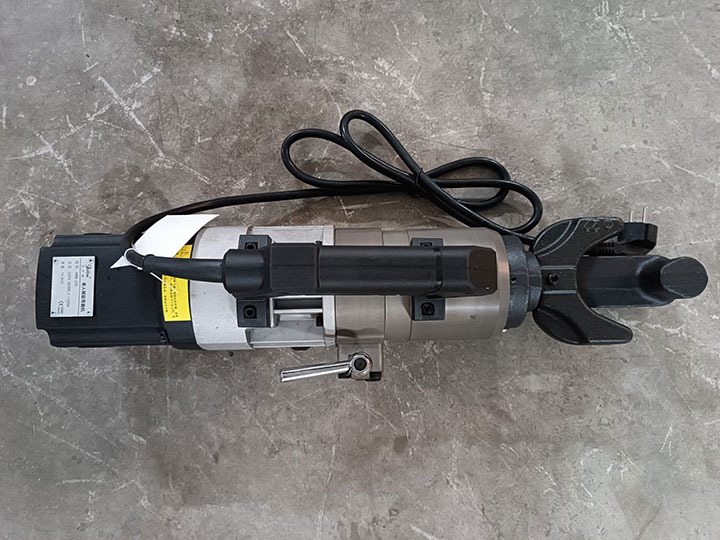 Máy uốn sắt NRB-22E