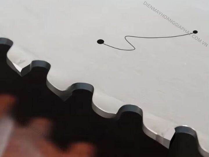 Lưu ý khi dùng lưỡi cắt bê tông