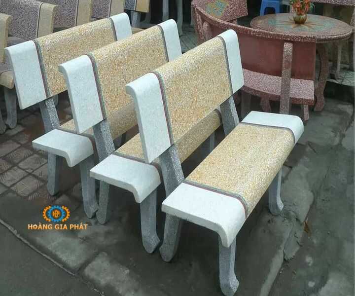 Lợi ích của việc đánh bóng ghế đá