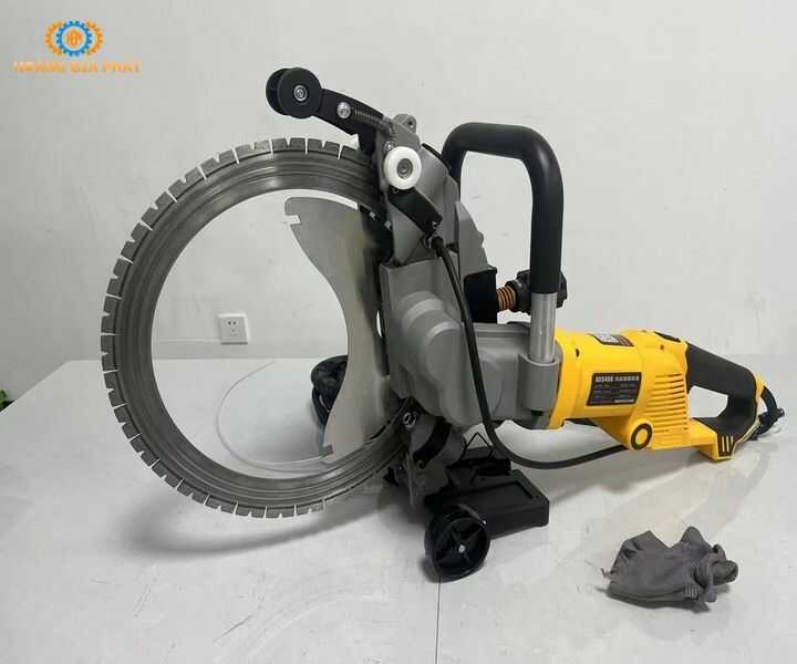Đặc điểm khi sử dụng máy cưa vòng cắt tường gạch