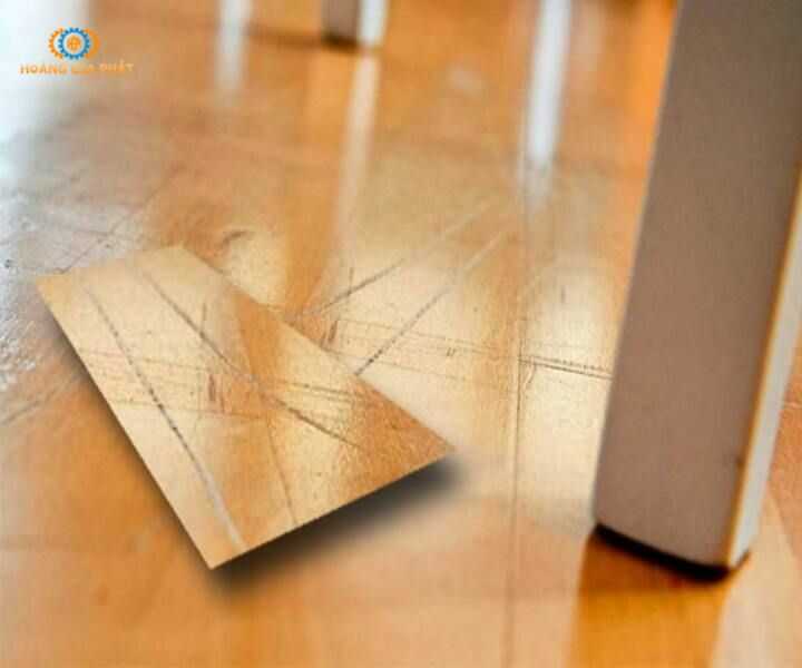 cách xử lý gạch bóng kiếng bị trầy cực đơn giản