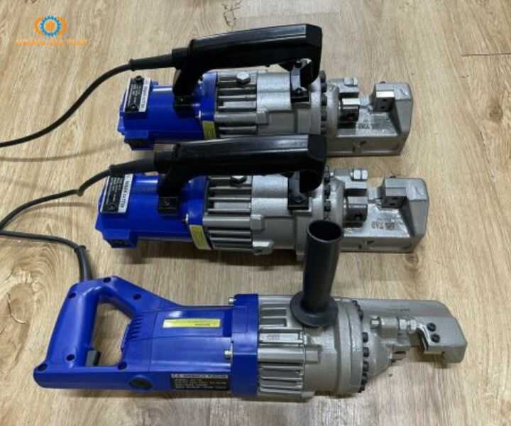 Ứng dụng của máy cắt sắt thủy lực cầm tay