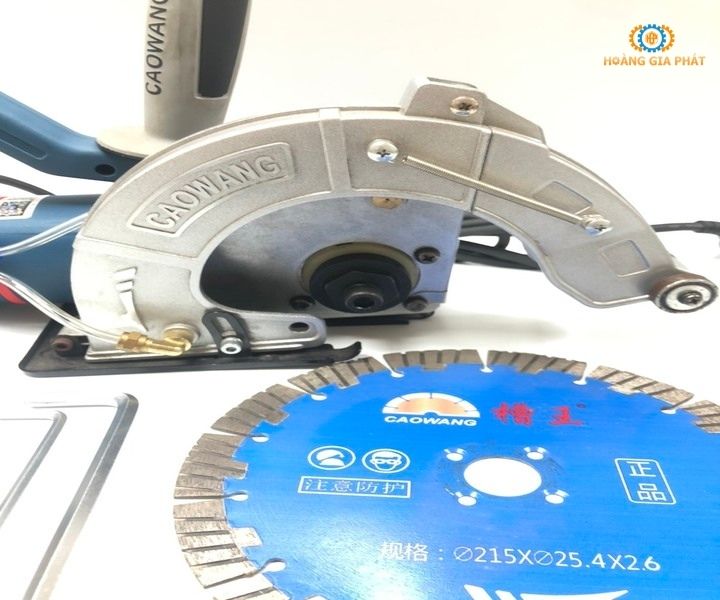 Ưu điểm của máy cắt tường có chổi và không chổi than