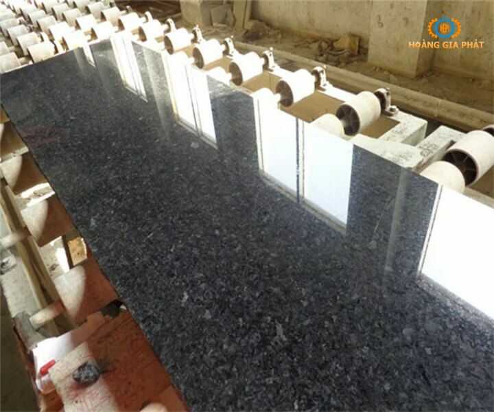 Lưu ý khi đánh bóng đá hoa cương tại nhà