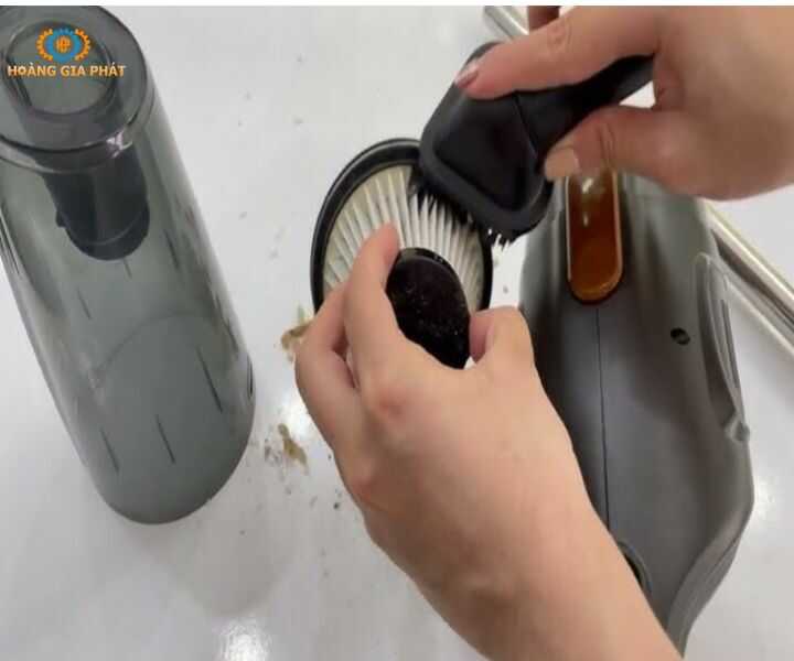 Hướng dẫn những cách thay đầu máy hút bụi an toàn ngay tại nhà