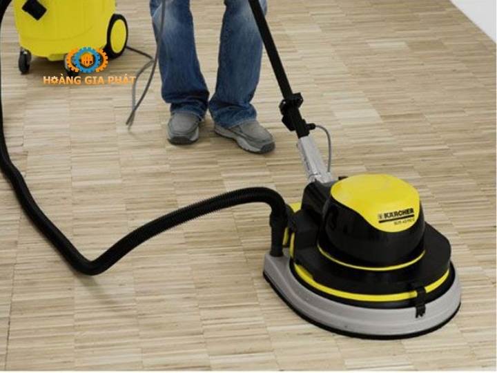 Máy chà sàn Karcher BDS 43/Duo C