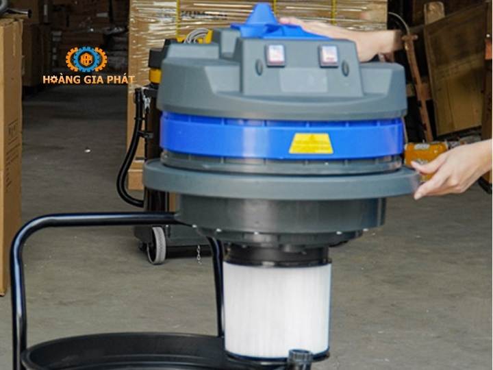 Máy hút bụi công nghiệp Kumisai KMS70H Hepa