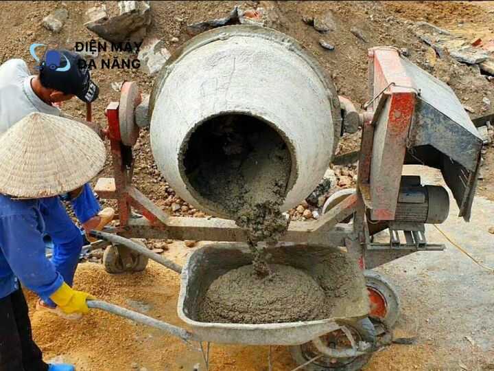 Máy trộn kiểu tự do