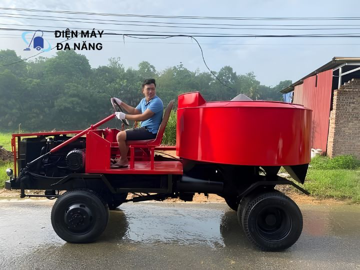 Dòng xe trộn tự hành