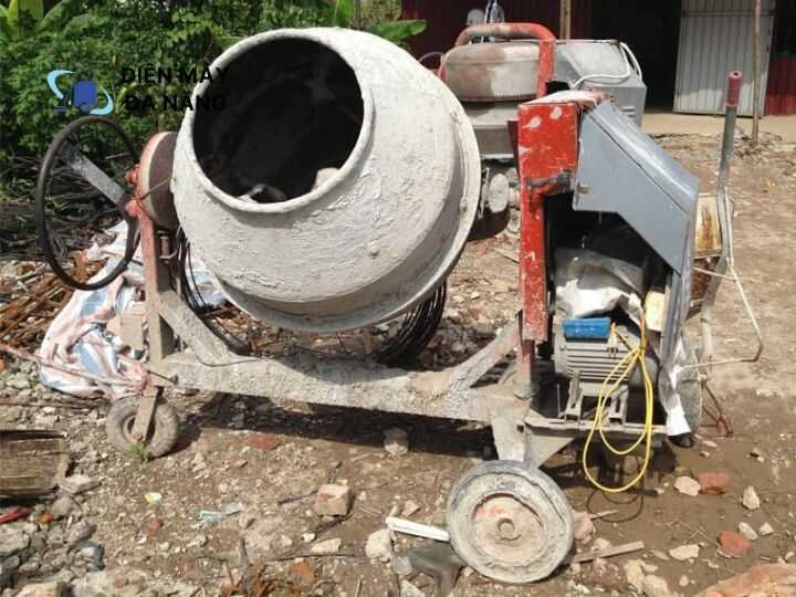 Máy trộn bê tông quả lê 