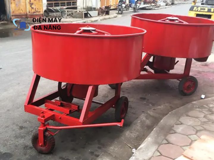 Thùng trộn cưỡng bức
