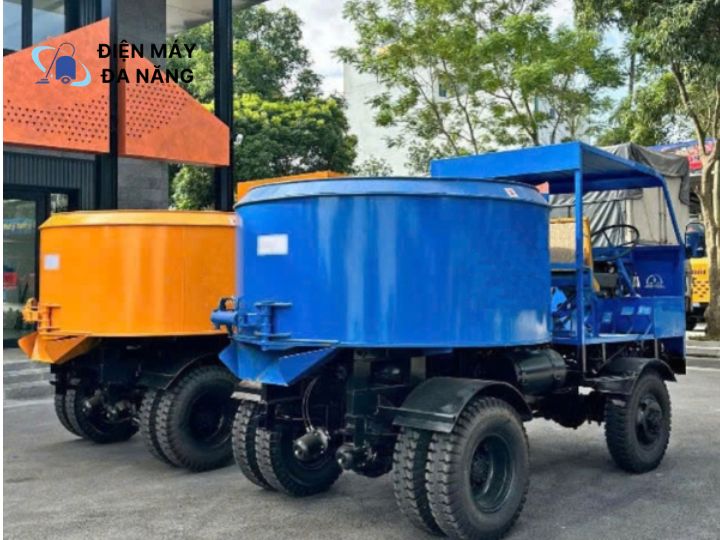 Máy trộn tự hành cho công trình lớn