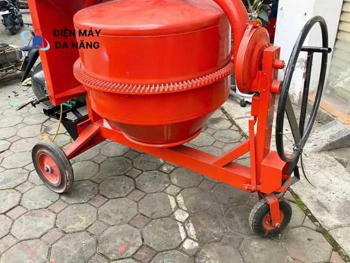 Kiểu cối trộn dáng quả lê