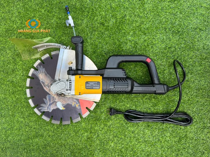 Máy cắt bê tông cầm tay HGP-D370