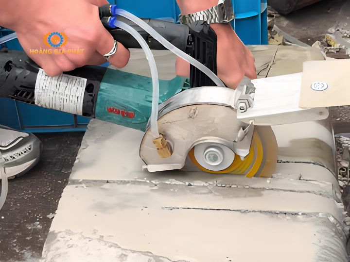 Xem kỹ nguồn gốc và bảo hành
